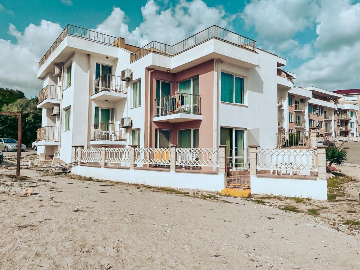 First Line On The Beach Cosy Sea Paradise Apartments Kavarna Exterior foto