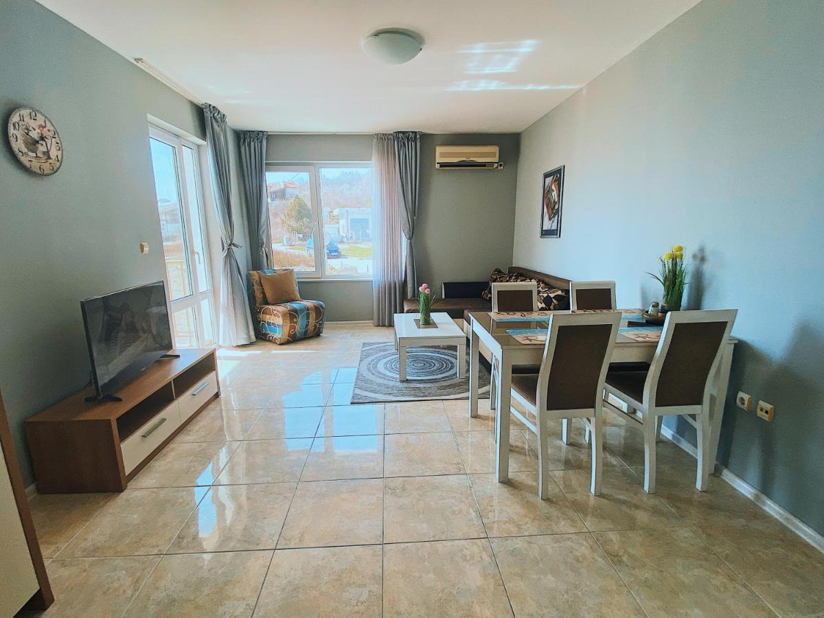 First Line On The Beach Cosy Sea Paradise Apartments Kavarna Exterior foto