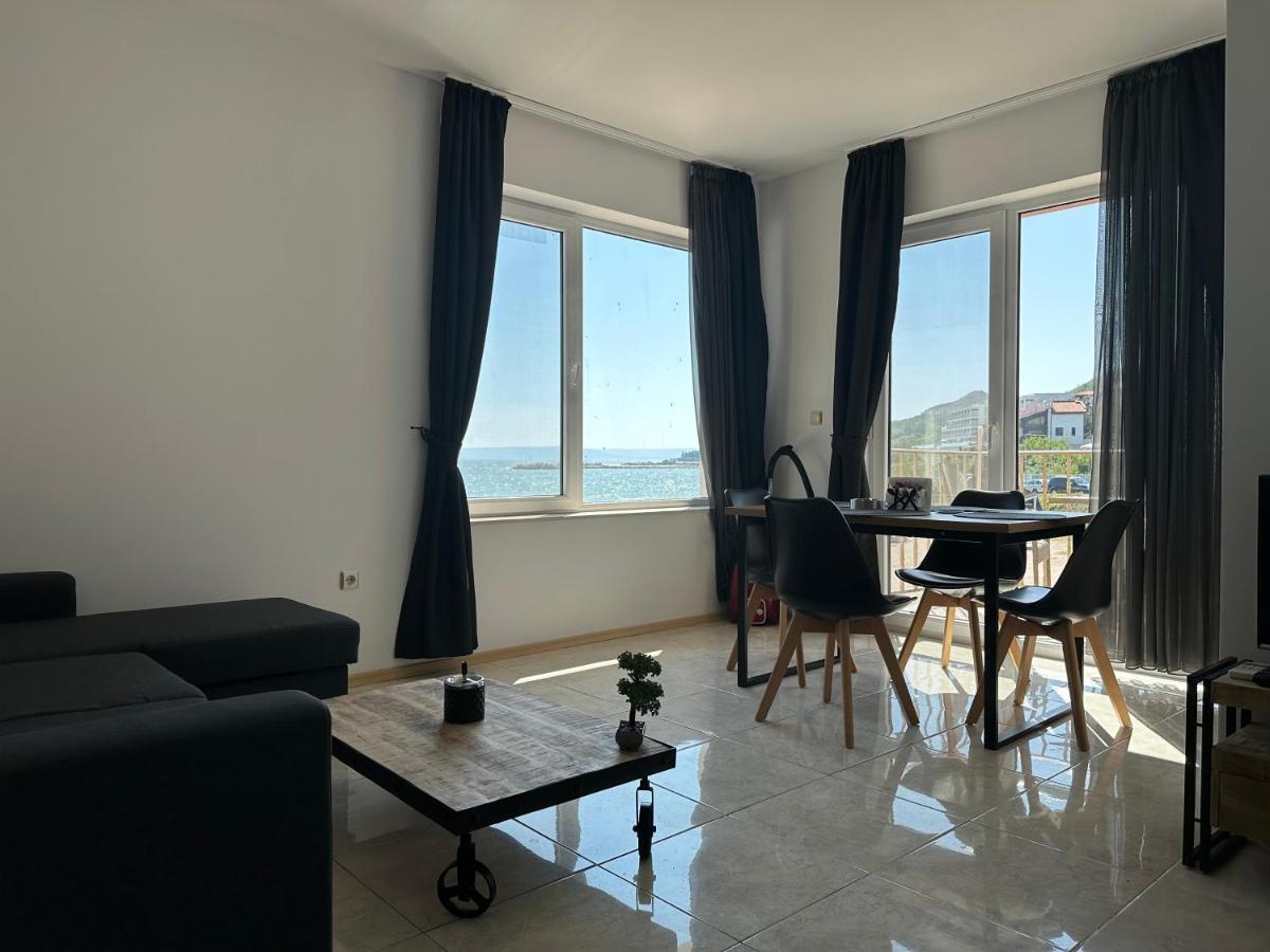 First Line On The Beach Cosy Sea Paradise Apartments Kavarna Exterior foto