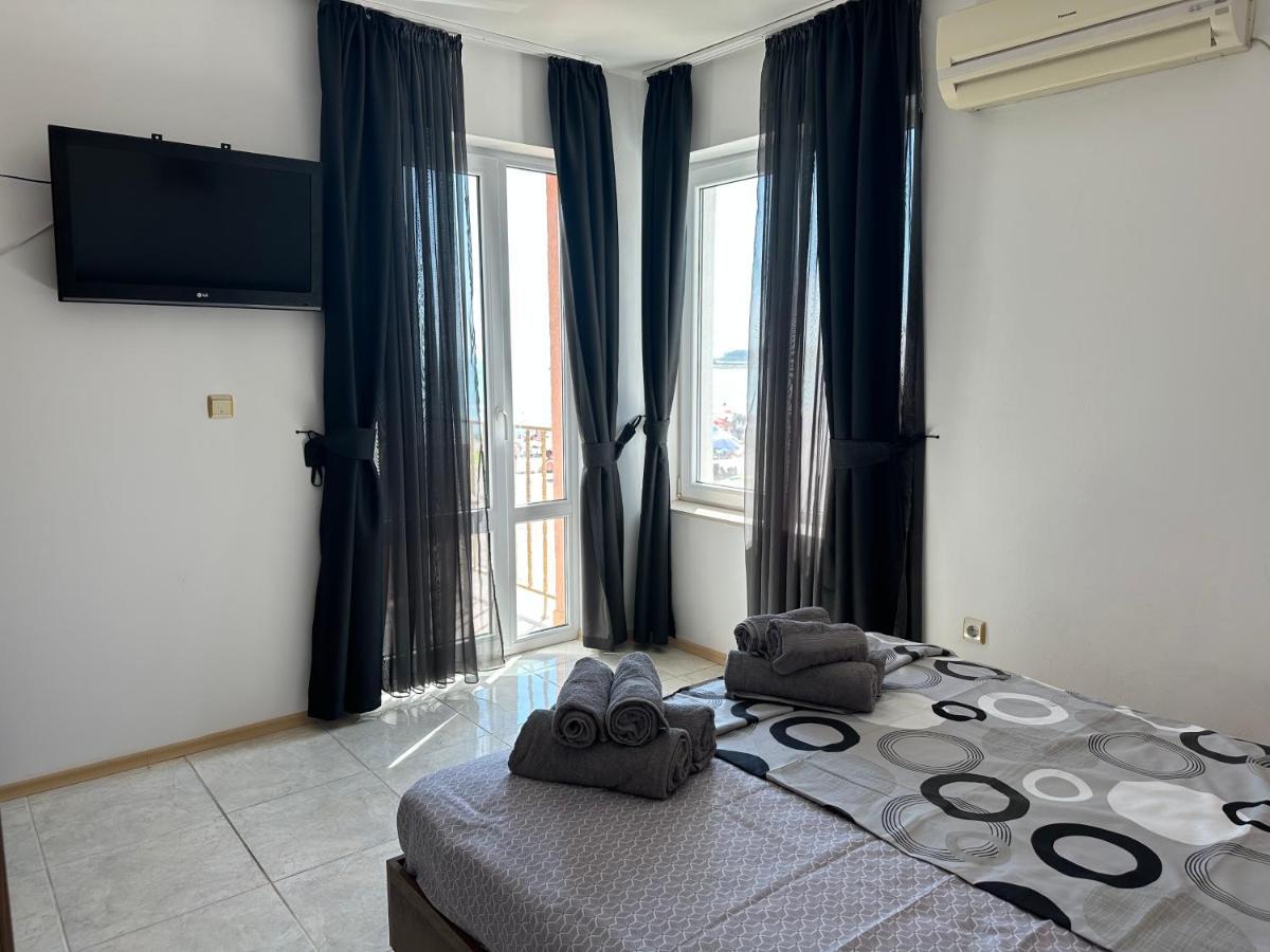 First Line On The Beach Cosy Sea Paradise Apartments Kavarna Exterior foto