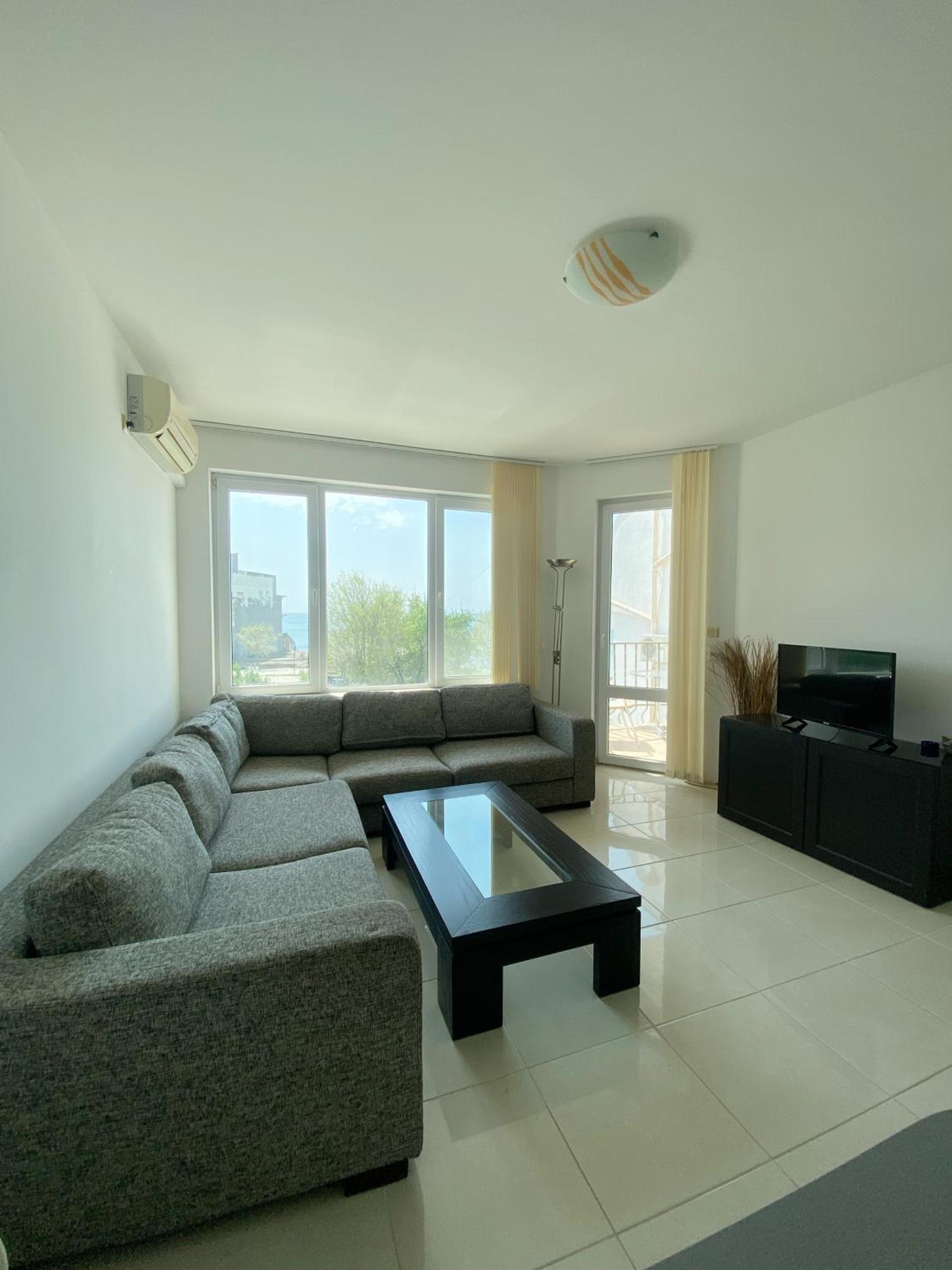 First Line On The Beach Cosy Sea Paradise Apartments Kavarna Exterior foto